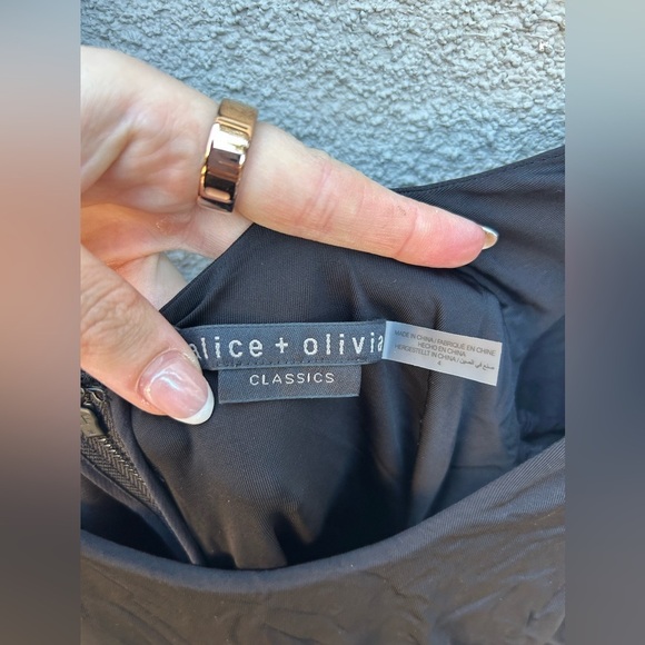 Alice + Olivia Arden Vegan Leather Scoop Neck Pleated Mini Dress in Black NWT! - Picture 4 of 7